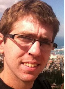 Yoav Yariv